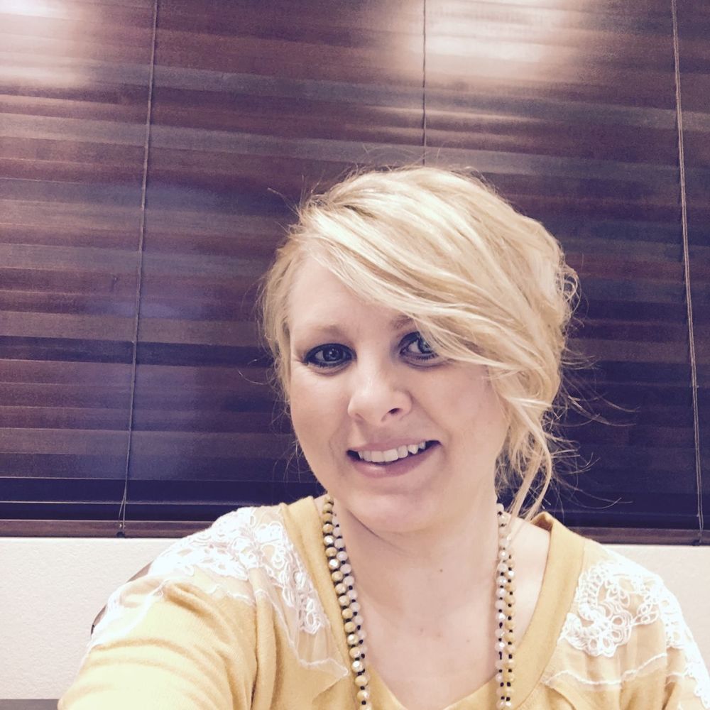 Meet your Posher, Julie